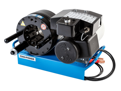 Finn-Power Mobile Hydraulikschlauchpresse, 12 Volt, 137 t, Pressbereich 6,8-61 mm